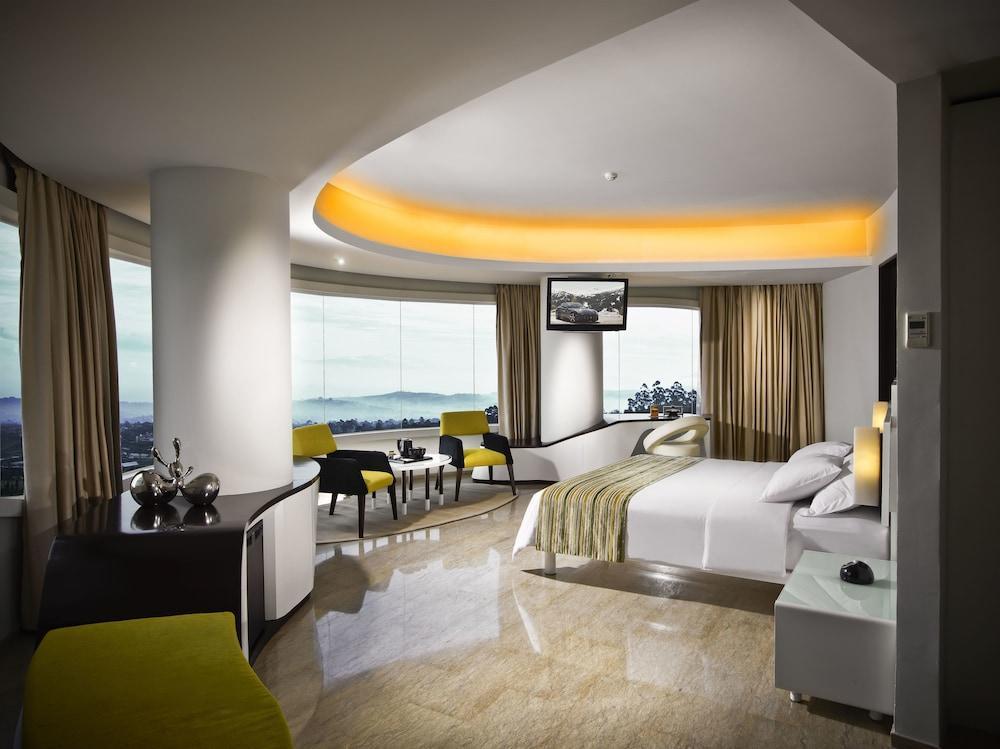 Sensa Hotel Bandung Extérieur photo