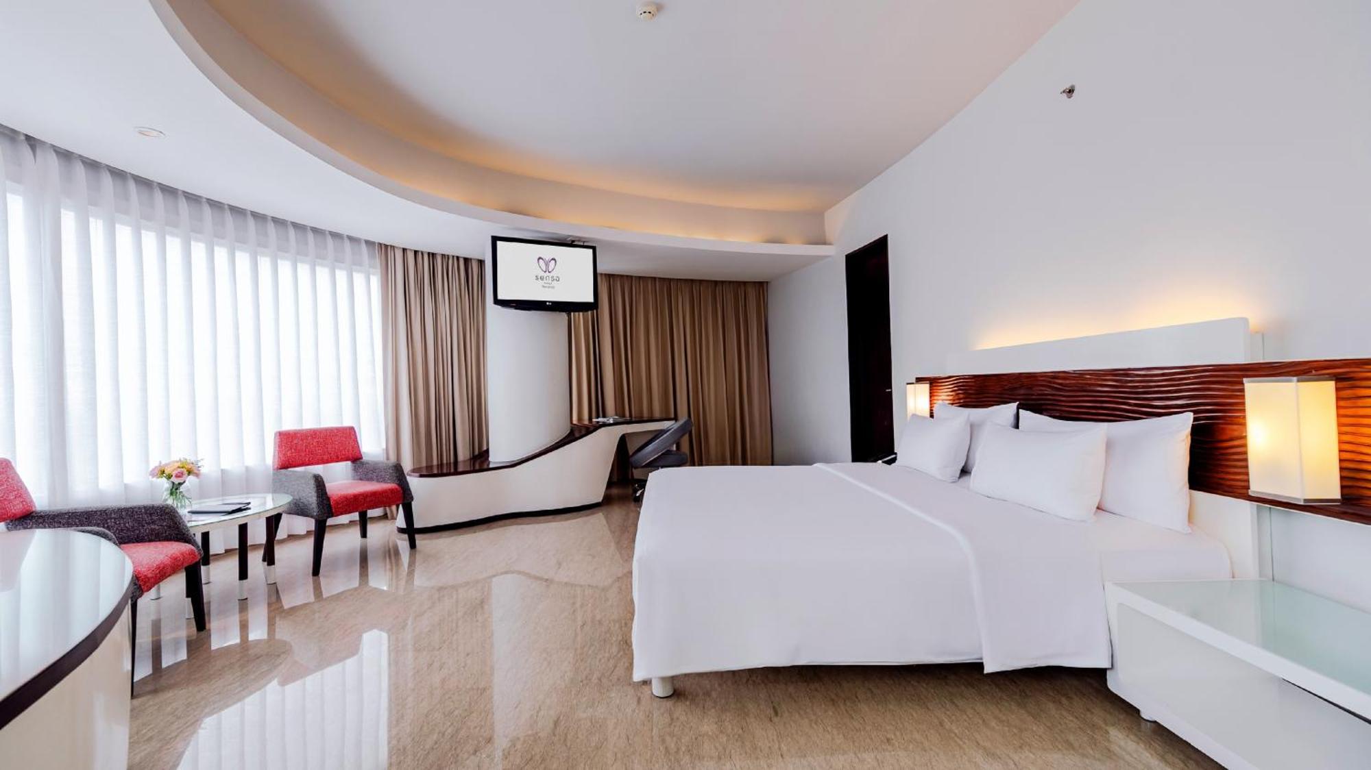 Sensa Hotel Bandung Extérieur photo