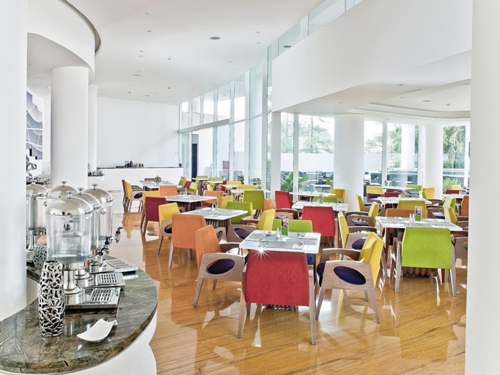 Sensa Hotel Bandung Extérieur photo